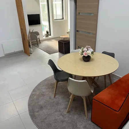 Lofty Au-lac Renovated In 2024